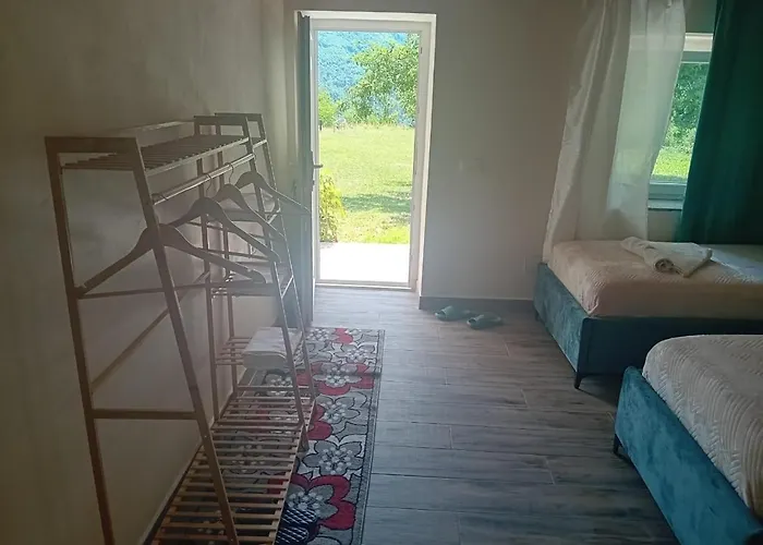 Camping Thethi 360 Grade - & *