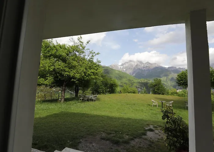 Camping Thethi 360 Grade - & *