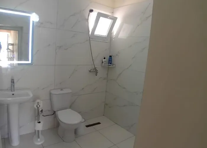 Thethi 360 Grade - & *